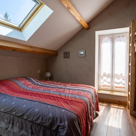 Linessa Apartment Embrun Luaran gambar